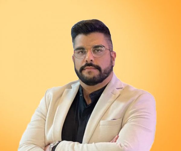 استاد فرزام فرهمندنیا